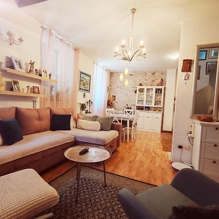 Apartman Hygge Омиш Экстерьер фото
