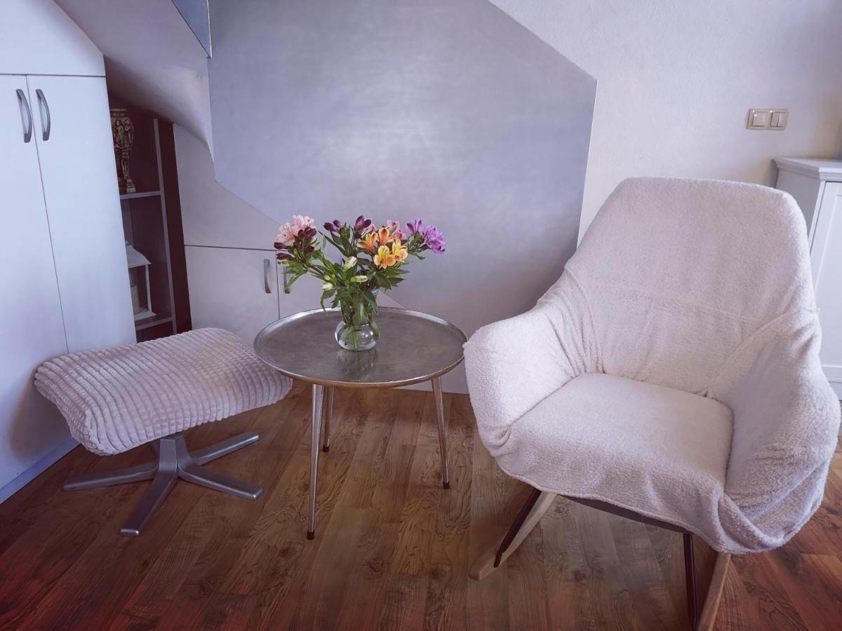 Apartman Hygge Омиш Экстерьер фото