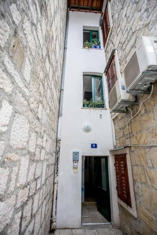 Apartman Hygge Омиш Экстерьер фото